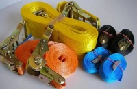 Ladungssicherungen Staplerfahrer mit Verantwortung